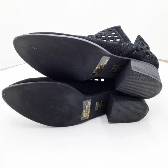 {Jeffrey Campbell}Taggart Ankle Bootie - Picture 9 of 10